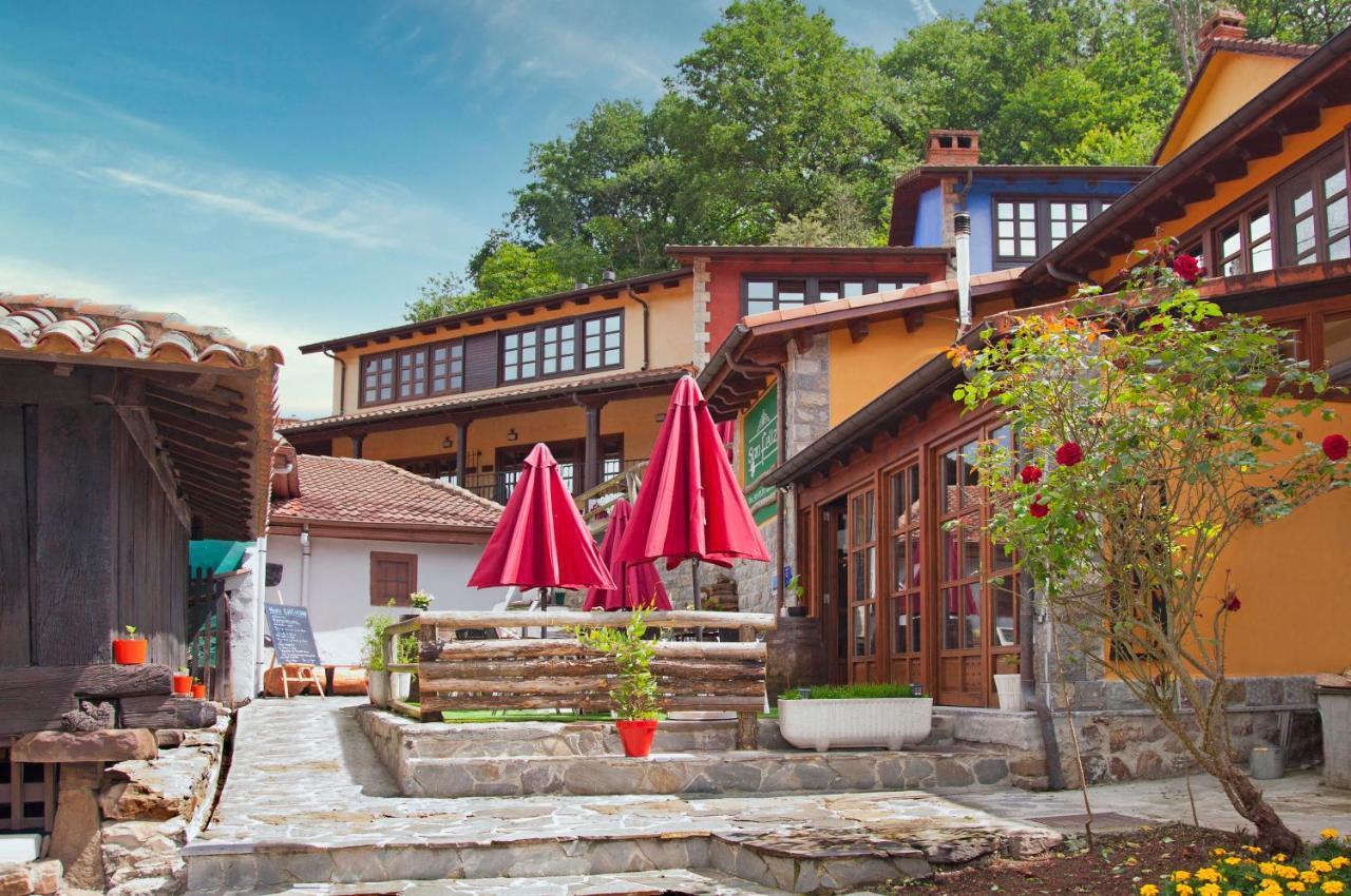 Apartamentos Rurales San Feliz ポラ・デ・レナ エクステリア 写真
