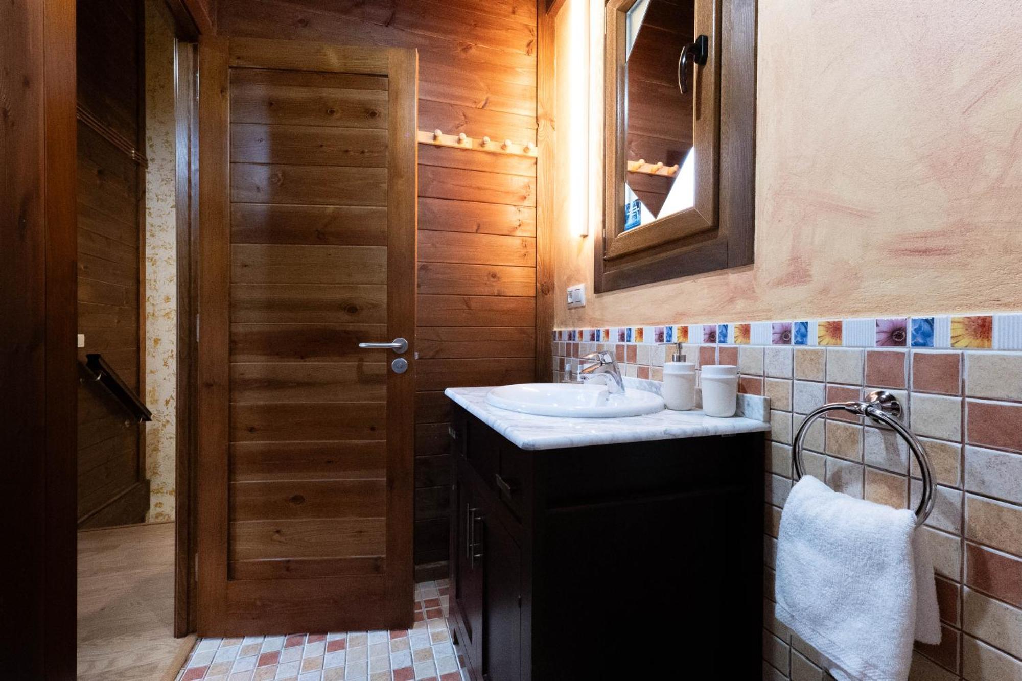 Apartamentos Rurales San Feliz ポラ・デ・レナ エクステリア 写真