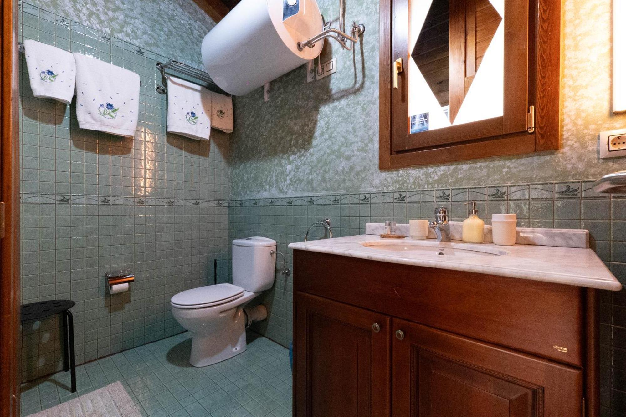 Apartamentos Rurales San Feliz ポラ・デ・レナ エクステリア 写真