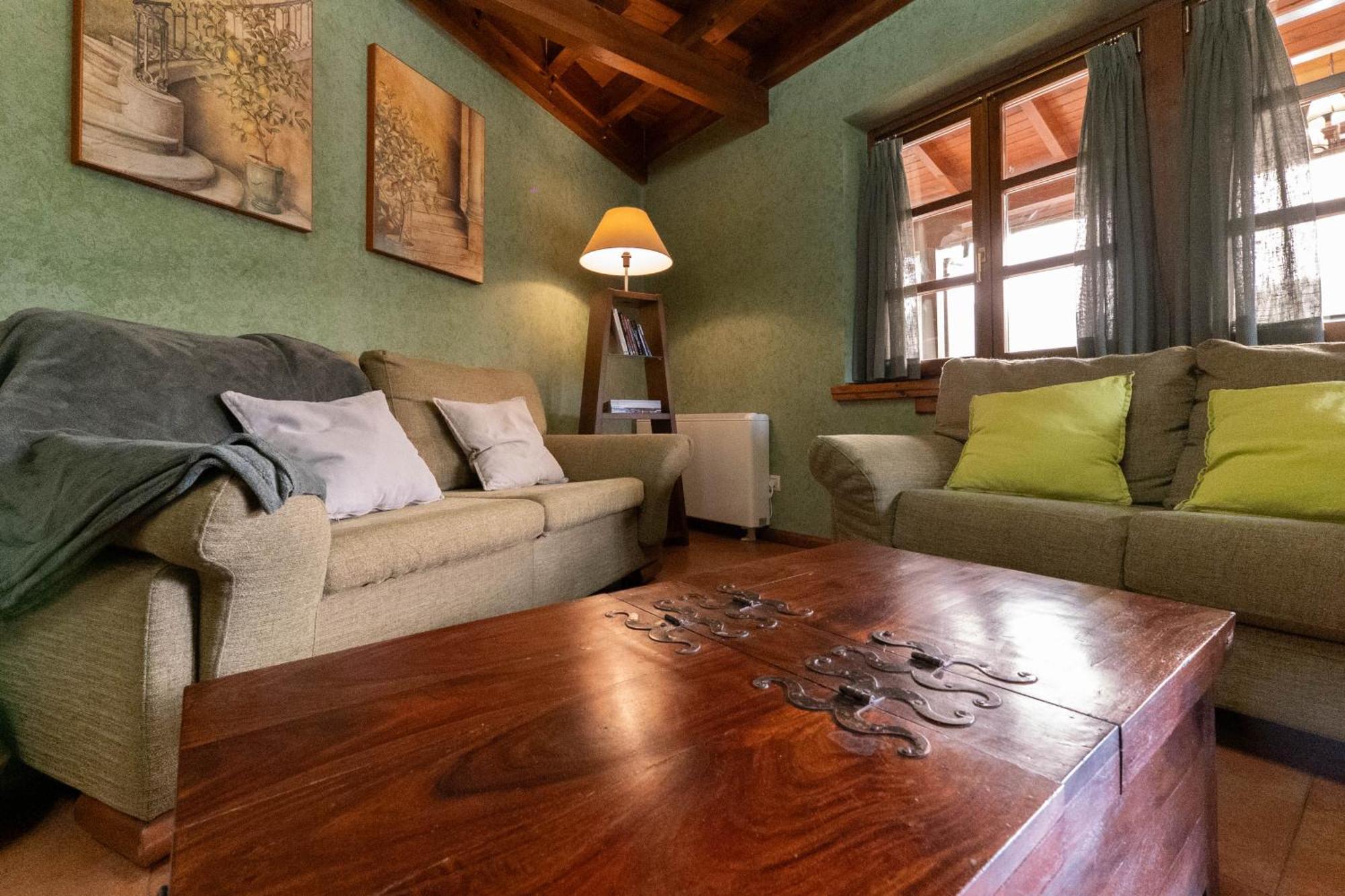Apartamentos Rurales San Feliz ポラ・デ・レナ エクステリア 写真